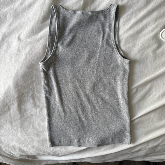 Aritzia HomeStretch Rib Frequency Tank - Picture 5 of 5